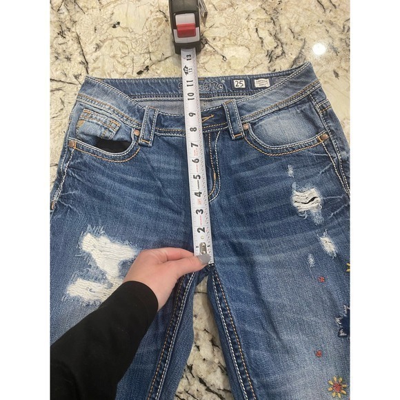 Miss Me Women's‎ Embroidered Ankle Boyfriend Denim Jeans Size 25 - Picture 9 of 10